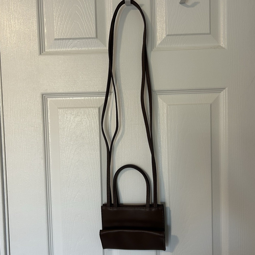 Telfar Small Shoping Bag in Chocolate - Picture 2 of 3